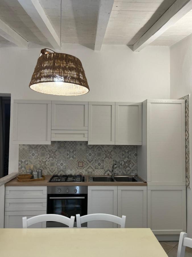 Appartamento Il Caracolo A Cala Francese La Maddalena  Exteriör bild